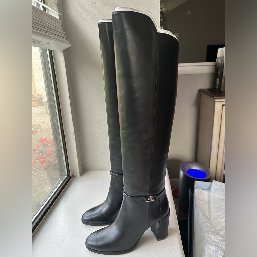 Antonio Melani Black Leather Melindah Boots